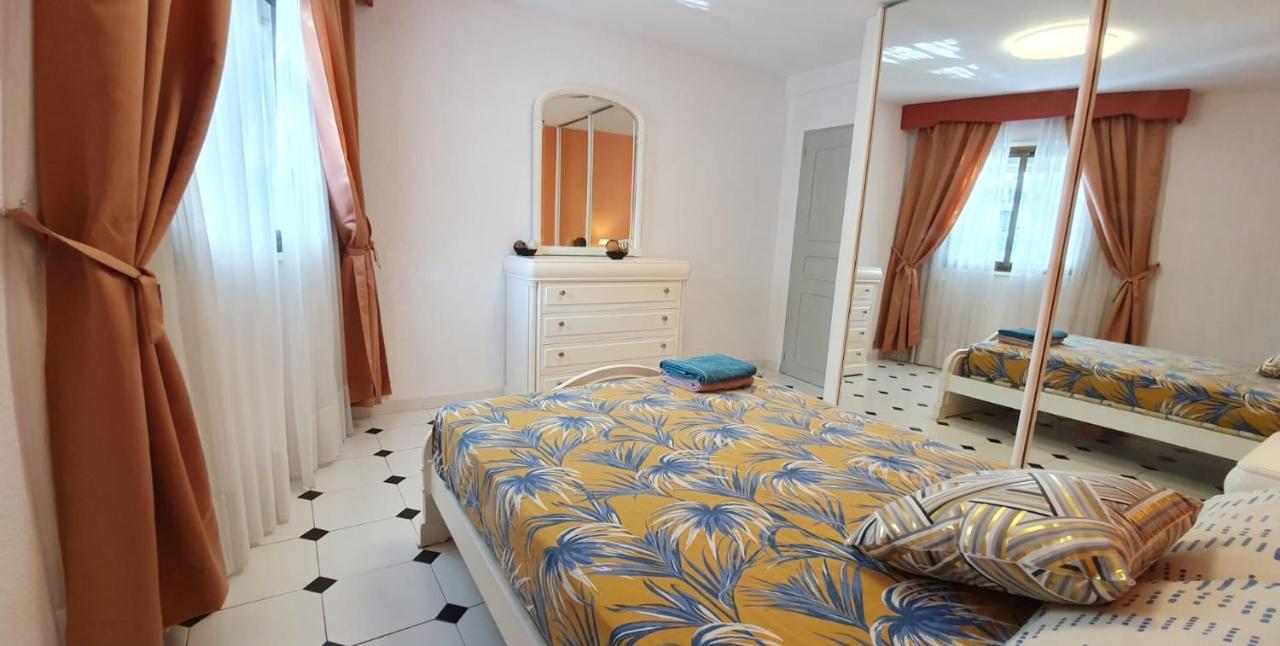 Encantadora Vivienda En El Paseo Maritimo De Salou Esterno foto